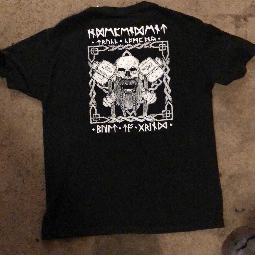 Super rare independent shirt art by Chris Hassan